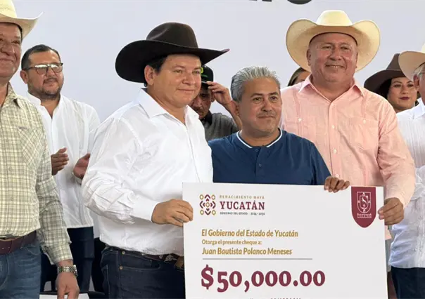 Celebran el Día del Productor Agropecuario en Xmatkuil y distribuyen apoyos del campo en Yucatán