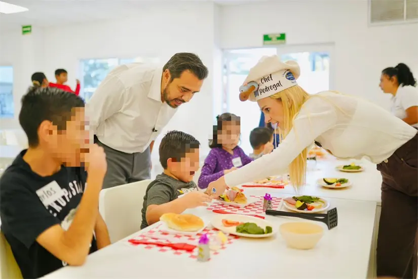 Realizó una edición especial del taller Almas Creativas. Foto: Gobierno de Santa Catarina
