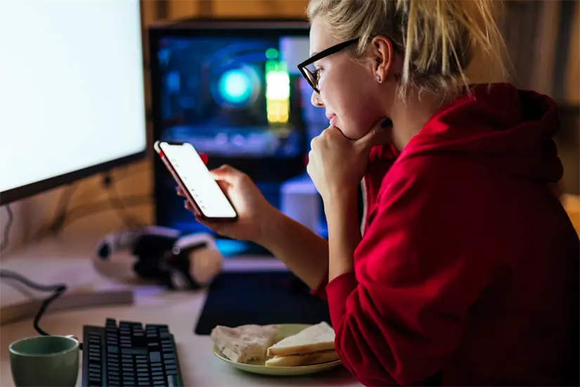 El uso del término Neni ha trascendido, convirtiéndose en una caracterización de las mujeres que emprenden en el mundo digital. Foto: Canva