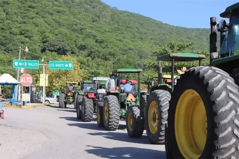 Productores y transportistas bloquearán carreteras, aduanas y puentes internacionales. FOTO | Redes Sociales