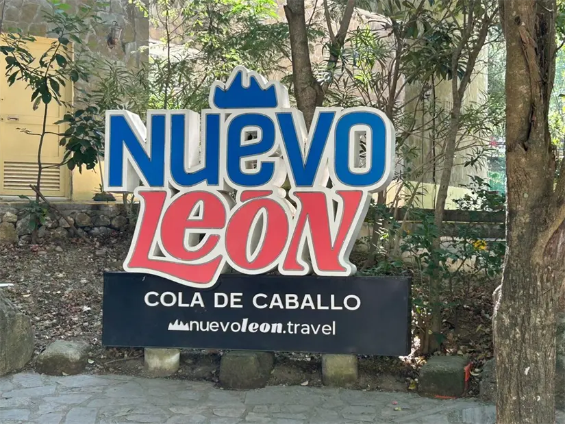 La belleza del invierno en el Parque Cola de Caballo brinda oportunidades únicas para disfrutar en familia y explorar la naturaleza. Foto: Diego Ovalle