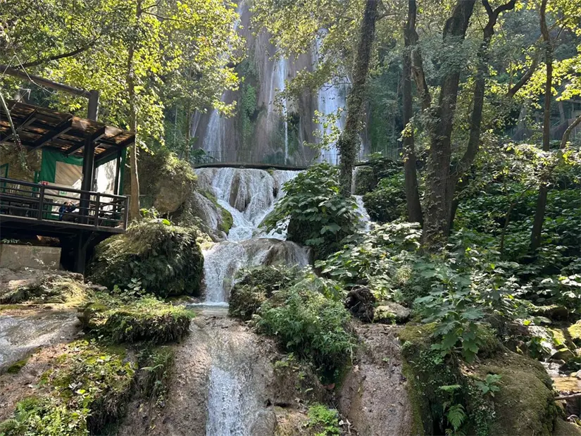 El Parque Cola de Caballo es el destino ideal para disfrutar de un paseo en familia durante la temporada invernal. Foto: Diego Ovalle
