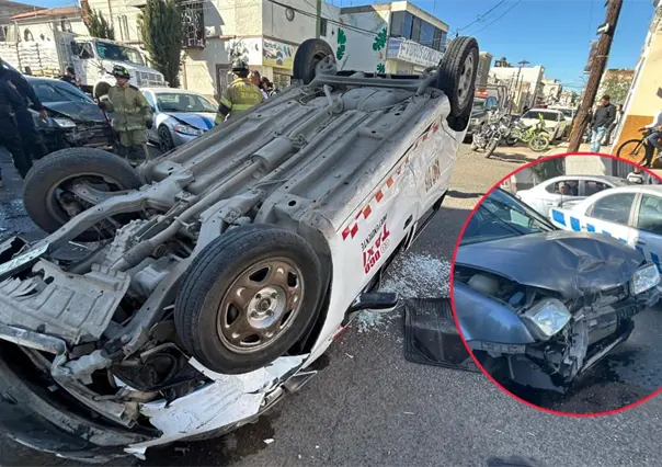 VIDEO | Choque en zona centro de Durango provoca volcadura y cuantiosos daños
