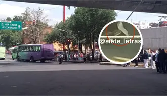 Taxista es asesinado en la alcaldía Álvaro Obregón mientras arreglaba su unidad