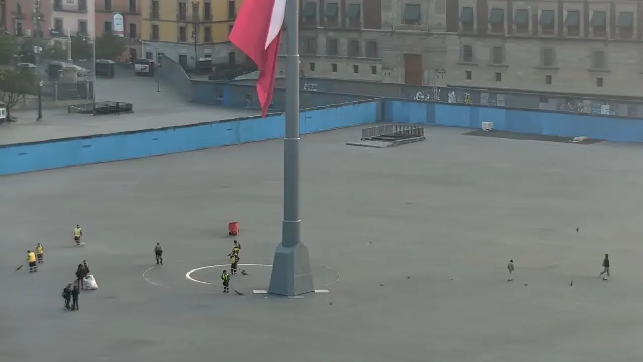 Zócalo capitalino blindado previo a la Marcha 25 N en CDMX. Foto: captura Webcams de México