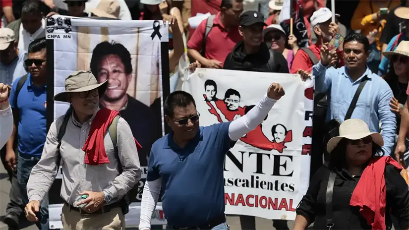 Integrantes de la CNTE en manifestación. Foto: Redes