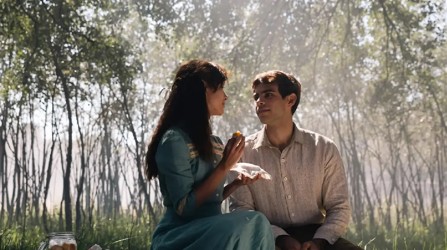 Azul Guaita y Andrés Baida interpretan a Tita y Pedro Muzquiz en Como agua para chocolate. Foto: HBO Max