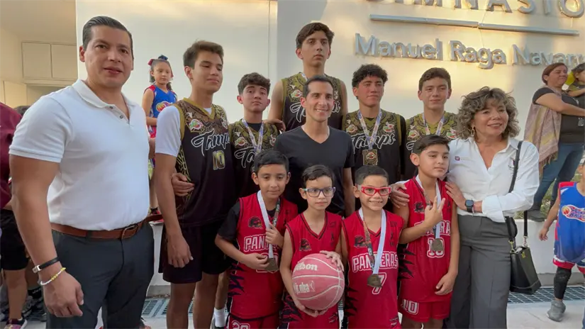 imagen recuadro Deportistas de varios deportes asisten a la rehabilitación de áreas técnicas en la Unidad Deportiva Siglo XXI | Foto: Ramón Sánchez