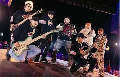 ¿Cuál sería la sanción para Eduin Caz y Grupo Firme por cantar un narcocorrido en La Paz?