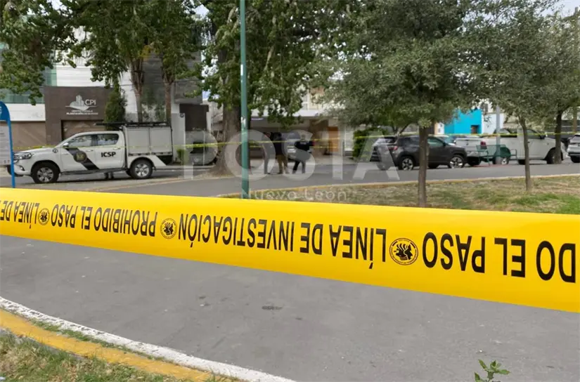 imagen recuadro El hallazgo de un hombre sin vida al interior de una camioneta. Foto: POSTA MX