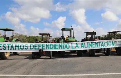 Agricultores paralizan el tráfico industrial de Altamira para exigir atención a Claudia Sheinhaum