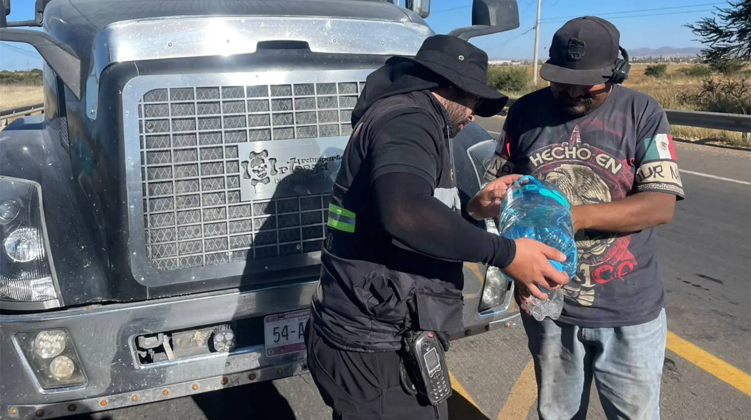 Campesino de Durango mantienen Megabloqueo en carreteras del estado. Foto: Cortesía.