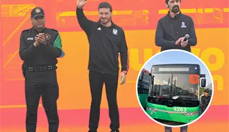 Samuel García entrega nuevas unidades de Nuevo León para la ruta 301