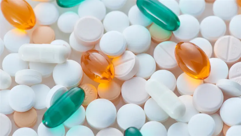 imagen recuadro Distintos tipos de medicamentos. Foto: Canva