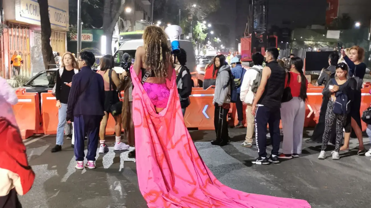 Trabajadoras y trabajadores sexuales realizaron una protesta este lunes en Calzada Tlalpan | Foto: Luis Antonio Alfaro