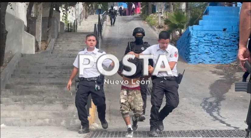imagen recuadro Un tiroteo en la colonia Las Canteras llevó a un despliegue policial significativo en la zona sur del área metropolitana. Foto: Raymundo Elizalde