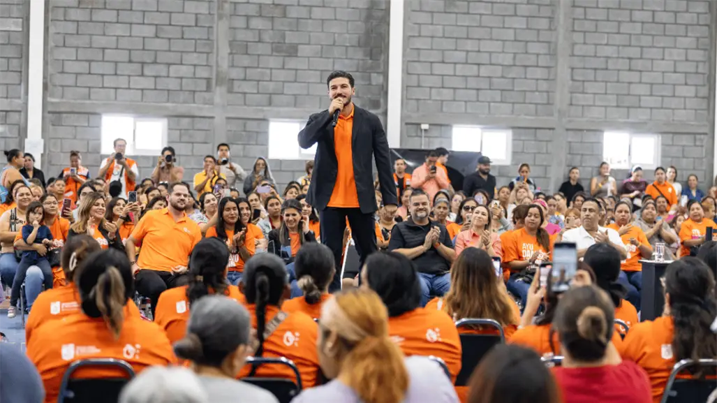 Tarjeta Ayudamos Nuevo León: Samuel refuerza compromiso con las mujeres de Cadereyta