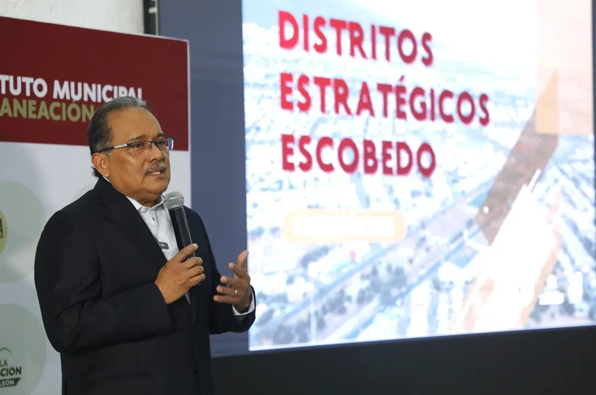 El alcalde de Escobedo, Andrés Mijes, presentó el proyecto de 3 Distritos para el crecimiento del municipio y convertirlo en motor de desarrollo de Nuevo León. Foto: Gobierno de Escobedo