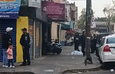 Balacera en la colonia Morelos, CDMX: víctima recibe disparo en la cabeza y muere en la banqueta
