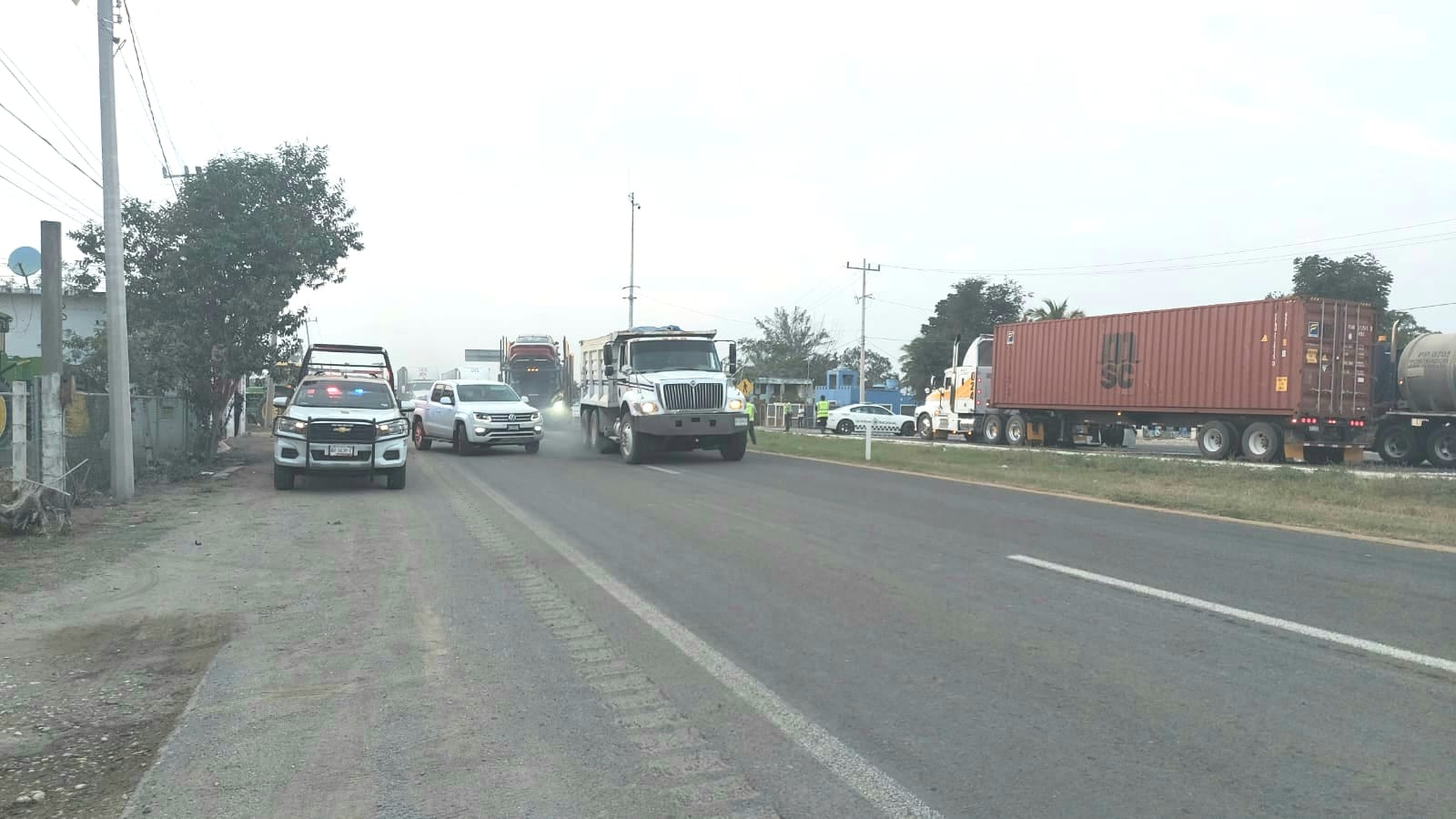 Carretera Tampico-Mante se encuentra bloqueada