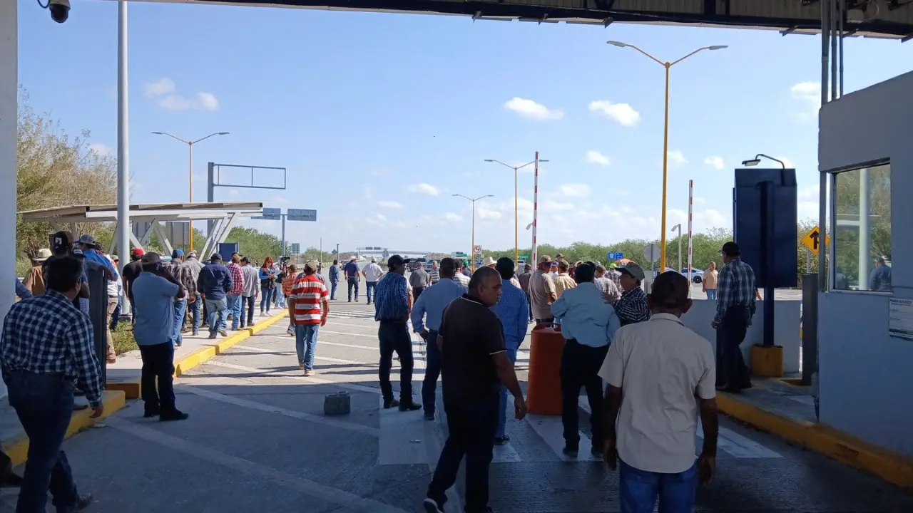 Luego de no llegar a ningún acuerdo, transportistas prevén más bloqueos/Foto: POSTA