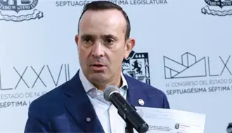 Carlos de la Fuente exige información detallada sobre el presupuesto 2026 en Nuevo León
