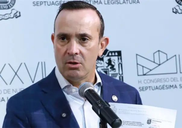 Carlos de la Fuente exige información detallada sobre el presupuesto 2026 en Nuevo León