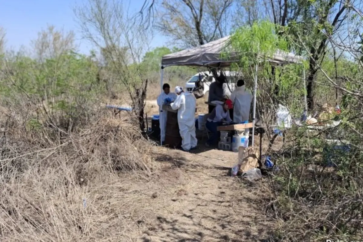 A casi nueve meses del hallazgo de restos humanos en fosas clandestinas del rancho La Rosita, el colectivo Amor por los Desaparecidos denunció que la FGJ ha frenado la búsqueda. Foto: FGJ