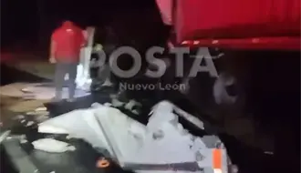 Choque frontal entre tráileres deja un conductor muerto  en la Carretera Miguel Alemán