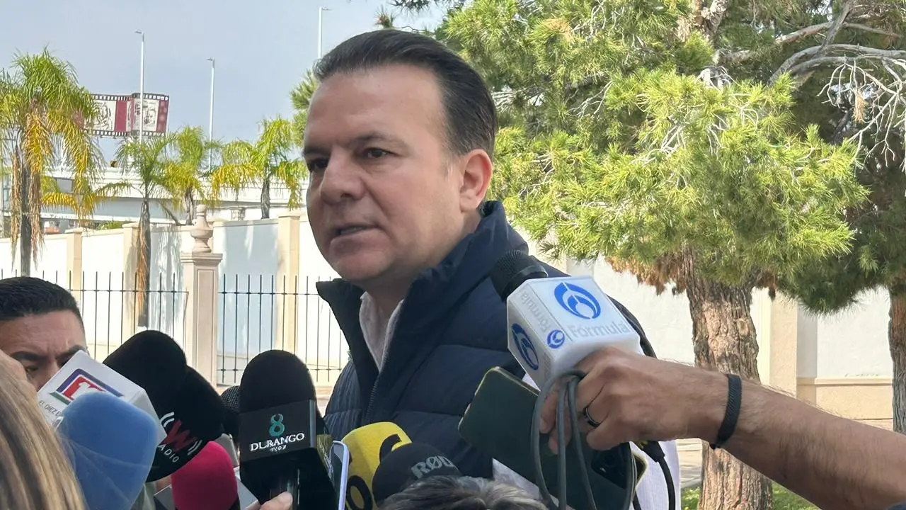 El gobernador Esteban Villegas informa sobre el presupuesto 2026 que fue entregado al Congreso de Durango. | Foto: Alejandro Ávila.