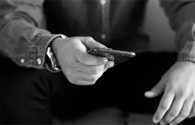 Policía de Nezahualcóyotl localiza a joven víctima de extorsión telefónica en Chimalhuacán