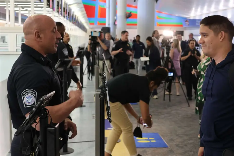 ¿Viajas a Estados Unidos desde Tamaulipas? Este es el nuevo registro biométrico que deberás cumplir para ingresar