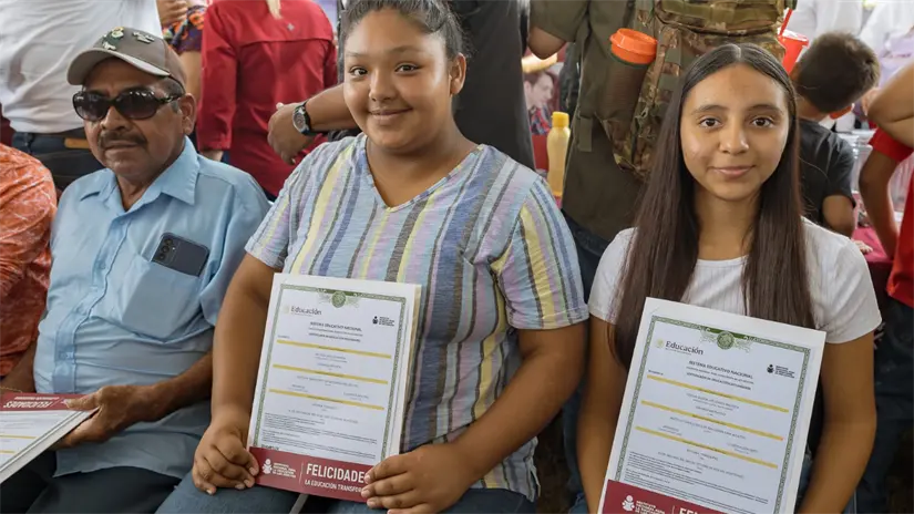 imagen recuadro La Secretaría de Educación de Tamaulipas, ofreció becas mediante ITABEC a alumnos de Aldama | Foto: SET