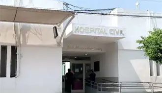 A mujer la operan en el Hospital Civil de Victoria de un riñón, pero el cirujano le sacó el equivocado
