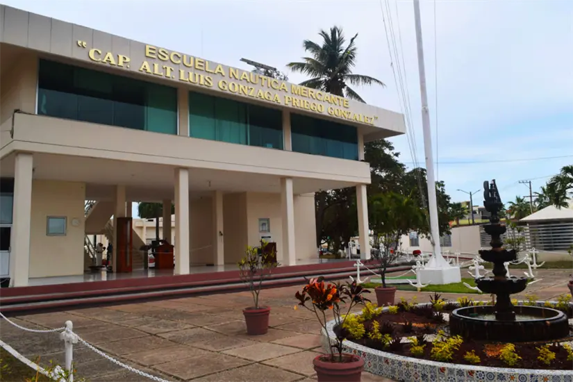 imagen recuadro Escuela Náutica Mercante de Tampico. Foto: Carlos García
