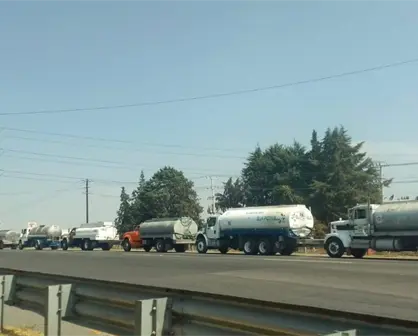 Piperos bloquean la México-Texcoco tras operativo contra robo de agua en Edomex