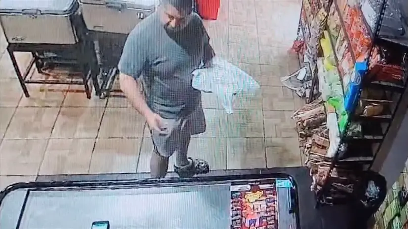 Supuesto ladrón de tarjeta. Foto: POSTA.