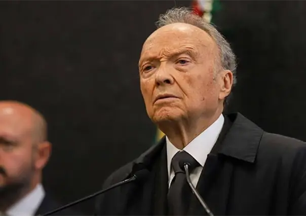 Senado analiza posible salida de Alejandro Gertz Manero de la FGR