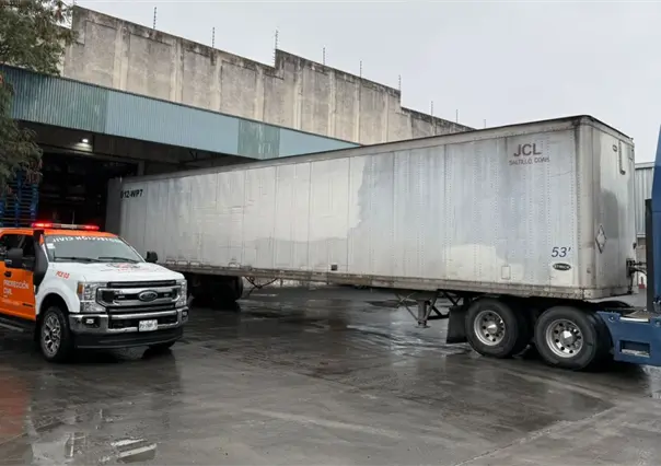 Accidente vial en San Nicolás deja a un hombre prensado por un tráiler