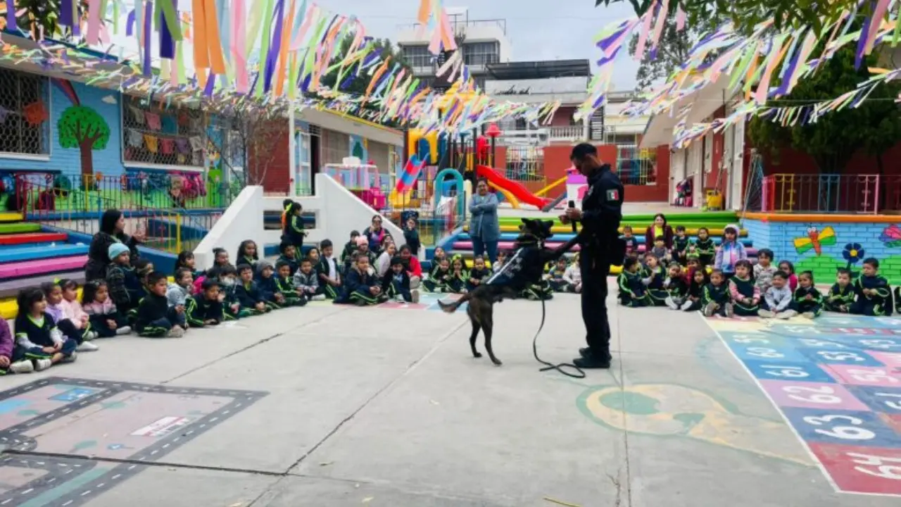 El objetivo principal es reforzar los vínculos de confianza entre estudiantes, docentes y la Policía Municipal./Foto: Comisaría de Seguridad en Saltillo