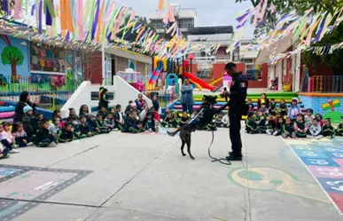 Comisaría de Seguridad en Saltillo y binomios caninos visitan escuelas