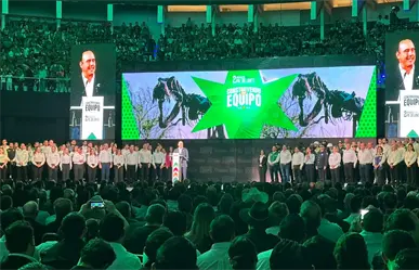 Manolo Jiménez presenta su Segundo Informe de Gobierno en Torreón ante más de 10 mil personas