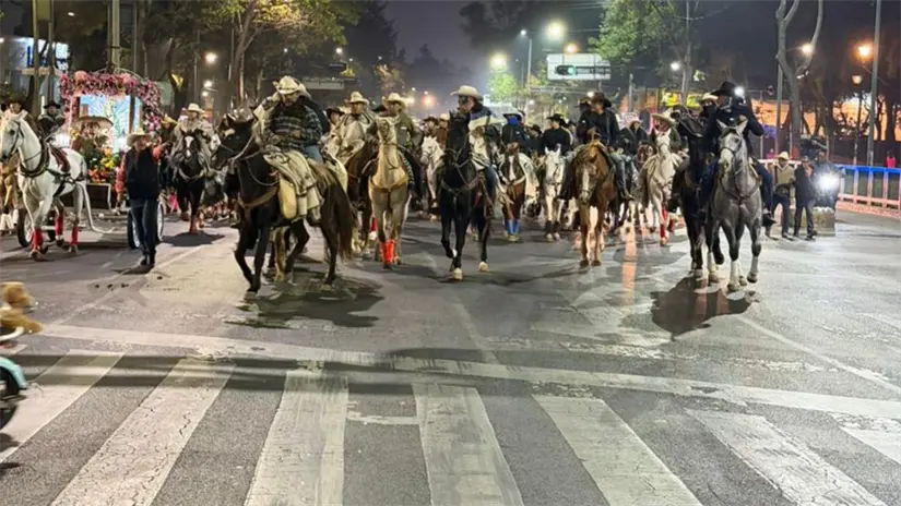 imagen recuadro Peregrinación en cabalgata a la Basílica de Guadalupe. Foto: Ramón Ramírez