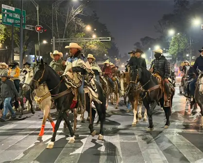Llegan jinetes a la Basílica de Guadalupe de CDMX en su tradicional peregrinación