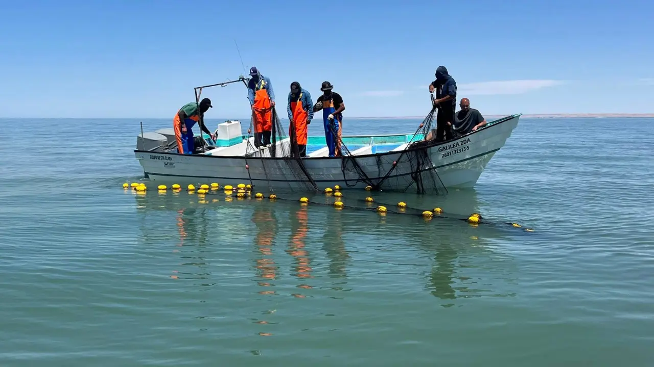 Pescadores señalaron que el cierre carretero sería pacífico y ocurriría “mañana por la tarde” si no hay acuerdos. Foto: Carlos Alberto Tirado Pineda / Facebook