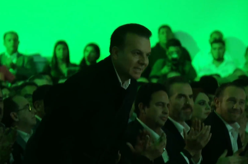 Apoyan al gobernador.