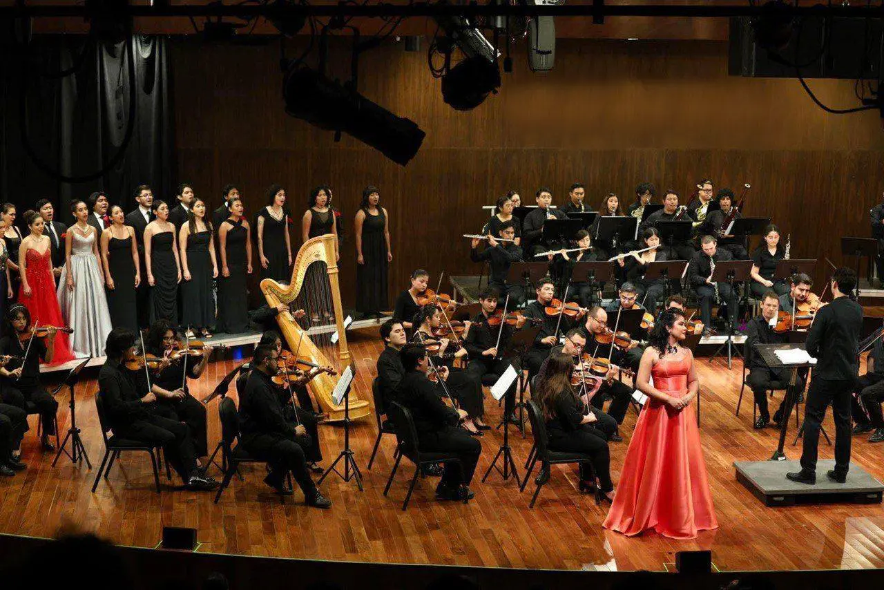 Más de 50 músicos ofrecerán una noche única de trova yucateca y orquesta sinfónica. Foto: Canva