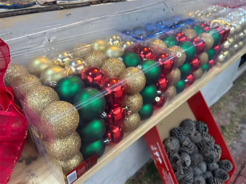 La Feria del Pino 2025 llega a Guadalupe, invitando a todos a disfrutar de la alegría navideña y sus tradiciones. Foto: Jorge López