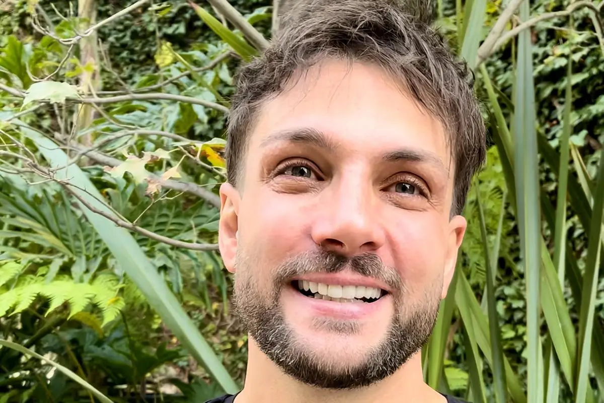 Nicola Porcella ya tienen listas las maletas para viajar con su hijo a un lugar que lo remonta a sus orígenes. (Fotos: Luis Ortega / POSTA ENTRETENIMIENTO)