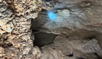 Invierno en las Grutas de Bustamante: una escapada ideal para ver formaciones milenarias sin sufrir el clima